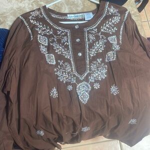 cute detailed top